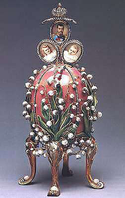 Un oeuf de Fabergé décoré de muguet